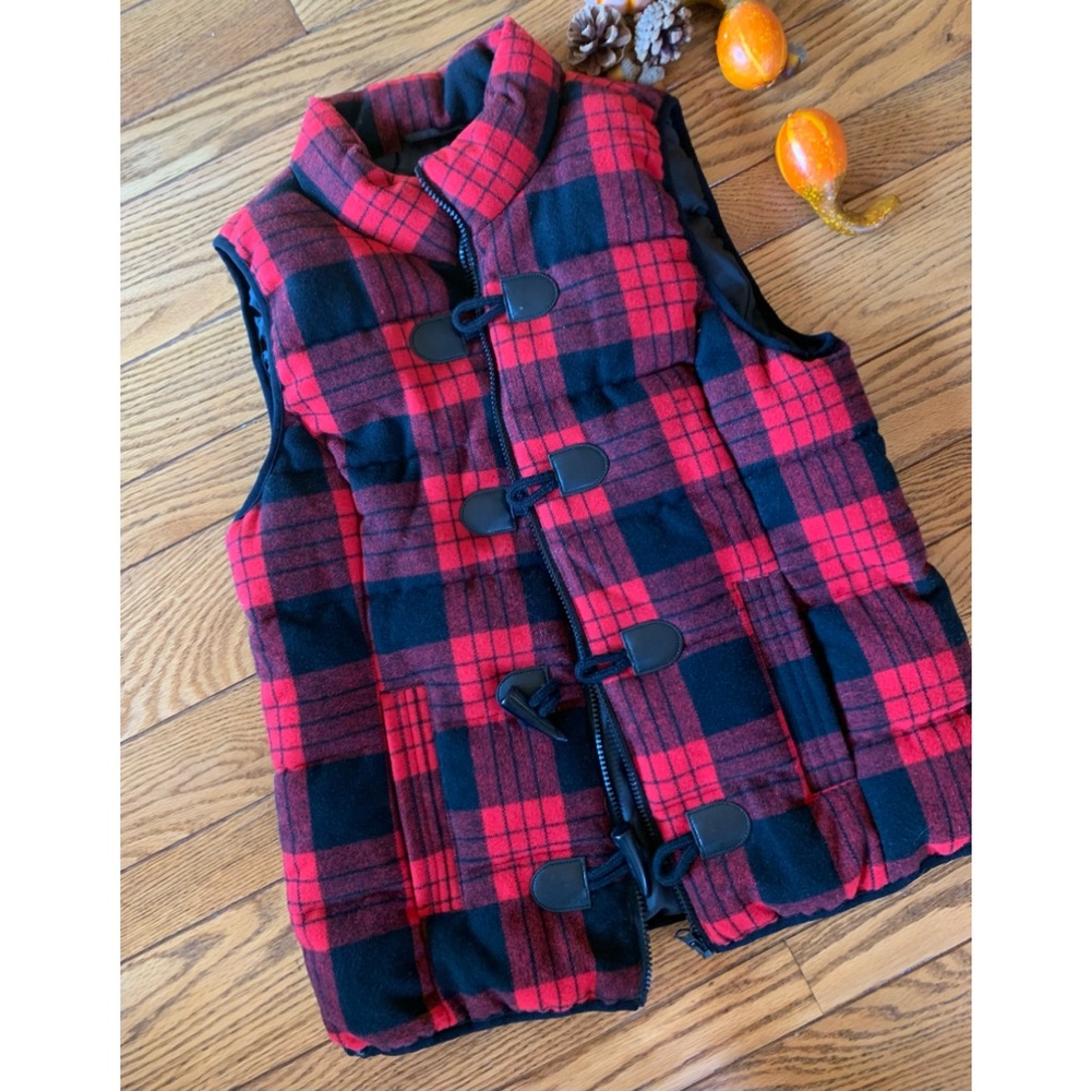Buffalo plaid vest size medium Ruff Hewn